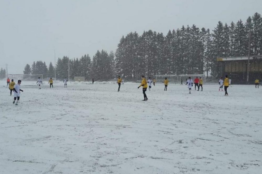 Dubbla uppskjutna premiärer för JV&nbsp;FF